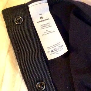 Lululemon Woman Infinity Scarf